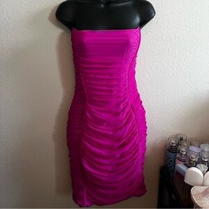 A FashionNova dress in a size XL.